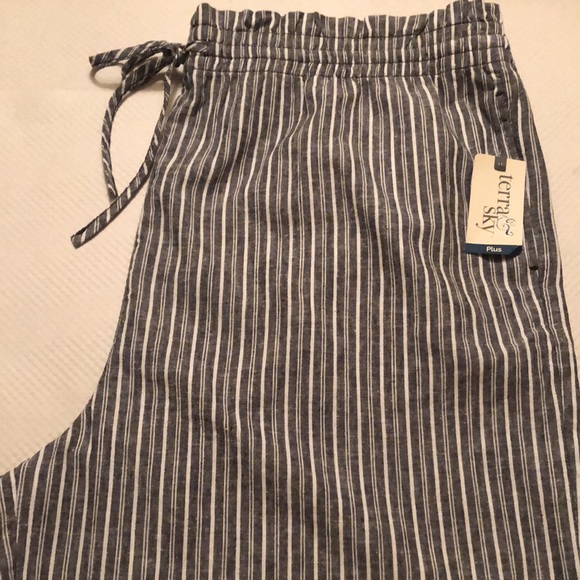 Terra & Sky Pants - Shorts linen womens new sizes 1X (16W-18W) or 2X( 20W-22W) 55% linen 45% cotton